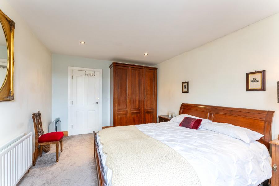 Longview Lodge, 7a Inishargy Road