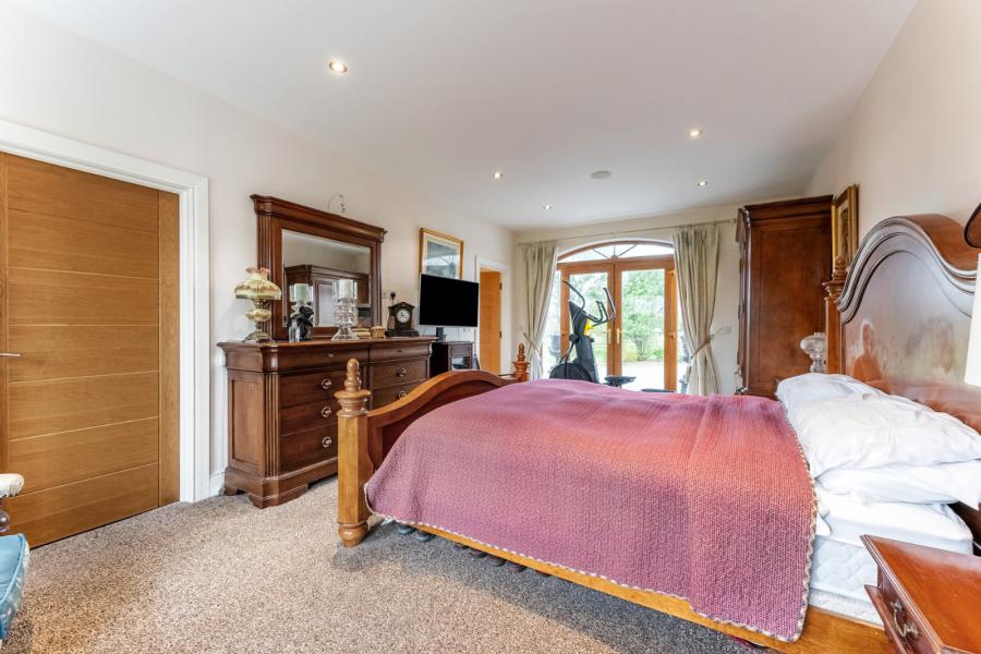 Longview Lodge, 7a Inishargy Road
