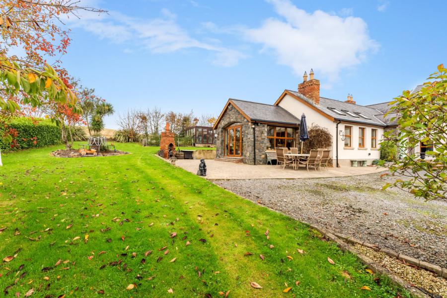 Longview Lodge, 7a Inishargy Road