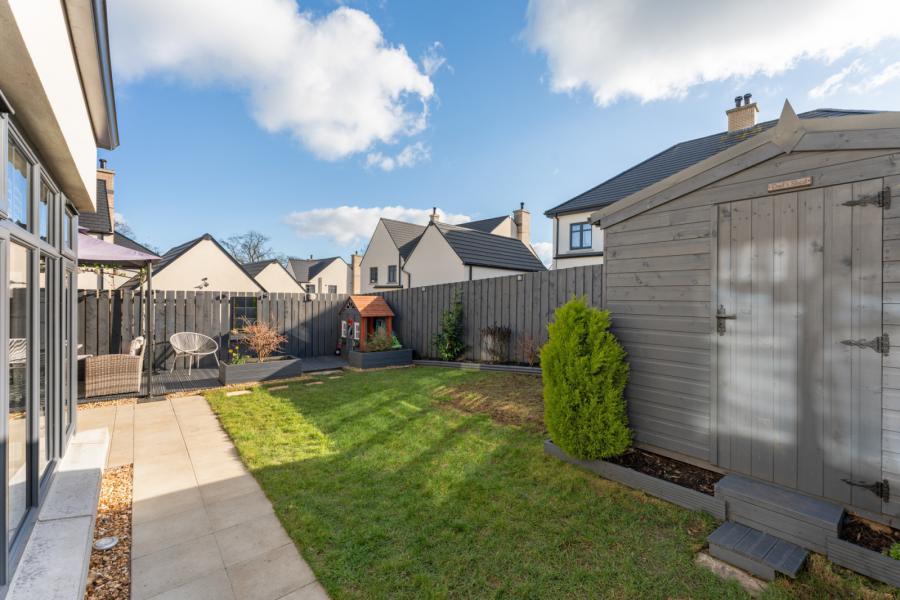 19 Pirrie Lane