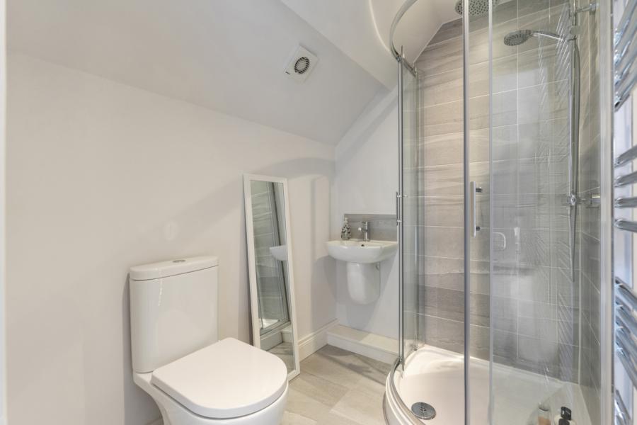 4 Tullynagardy Green