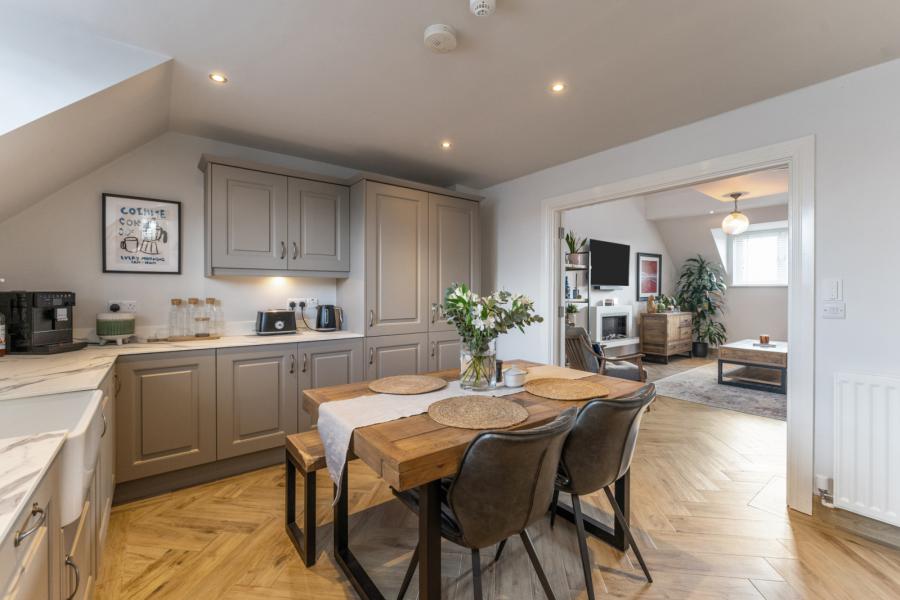 4 Tullynagardy Green