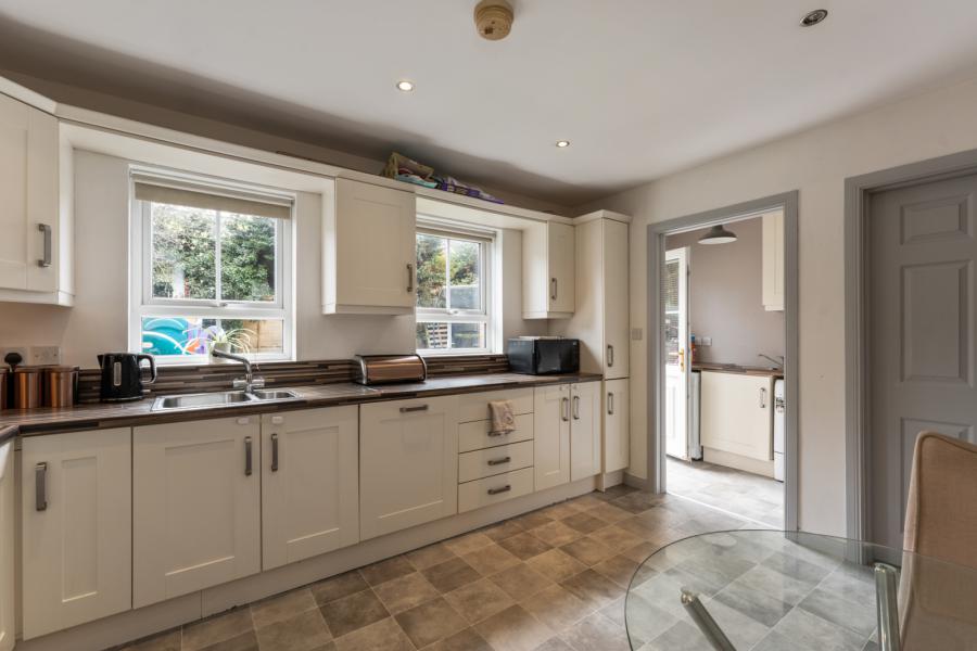 18 Cornmill Way