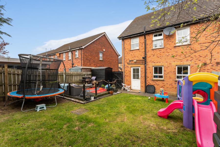 18 Cornmill Way