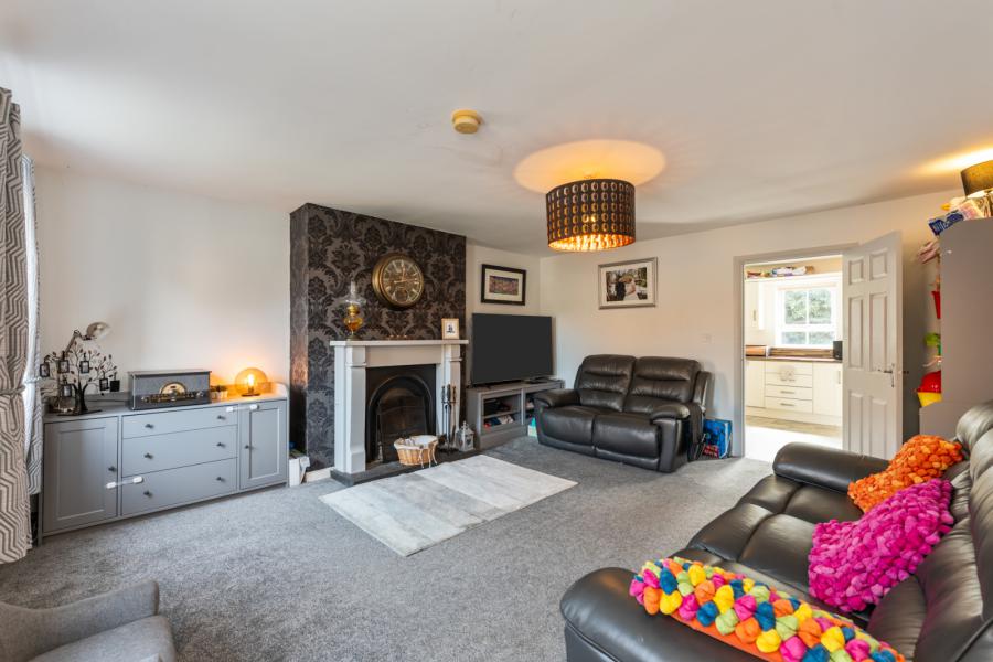 18 Cornmill Way