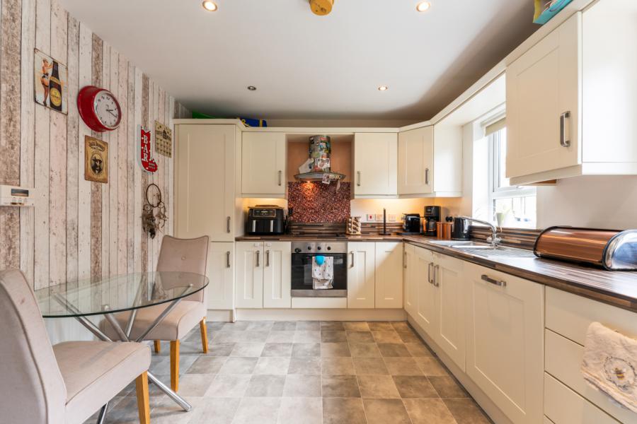 18 Cornmill Way