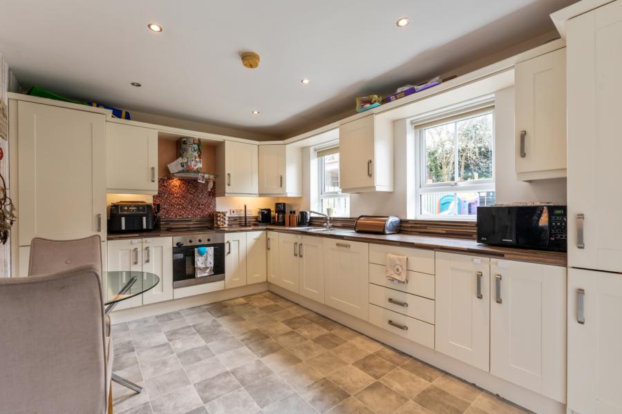 18 Cornmill Way