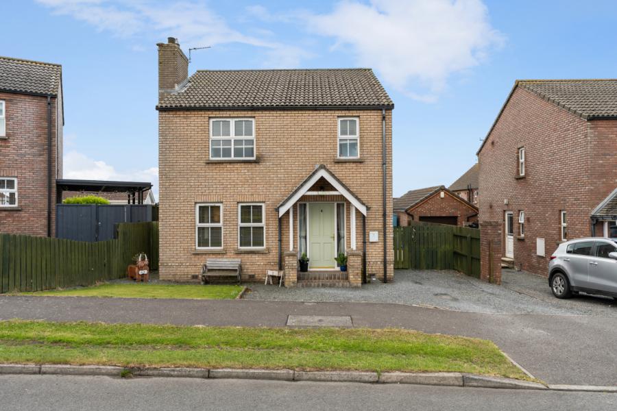 4 Princetoon Avenue, portavogie, newtownards, BT22 1FE