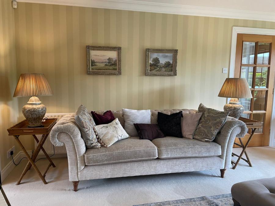 3 Lynnehurst Park