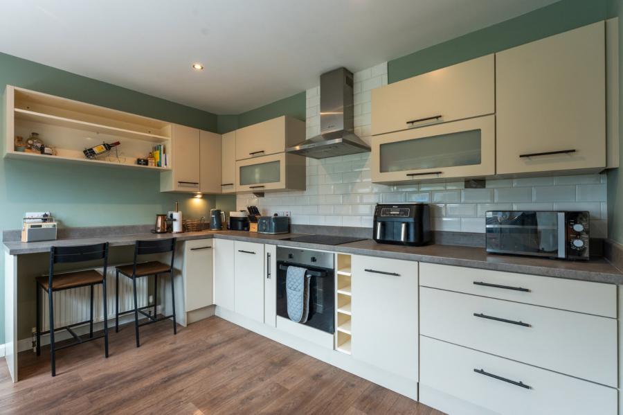 27 Dermott Park