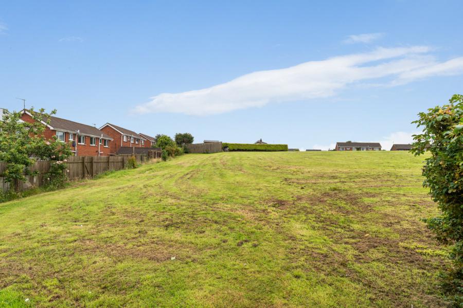 27 Dermott Park
