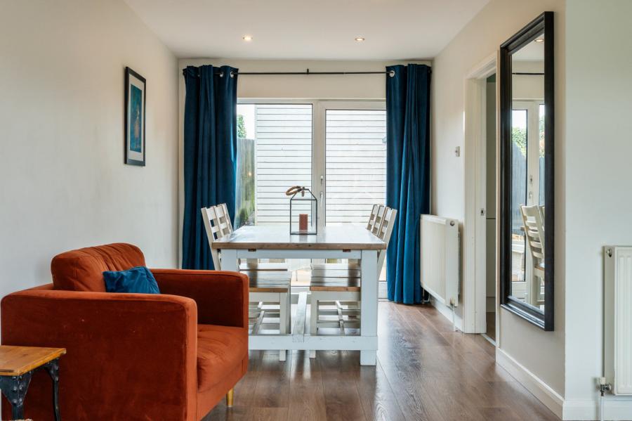 27 Dermott Park