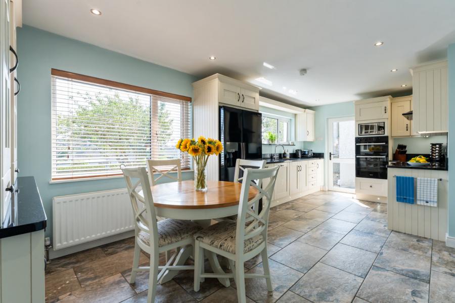 30 Whiteways