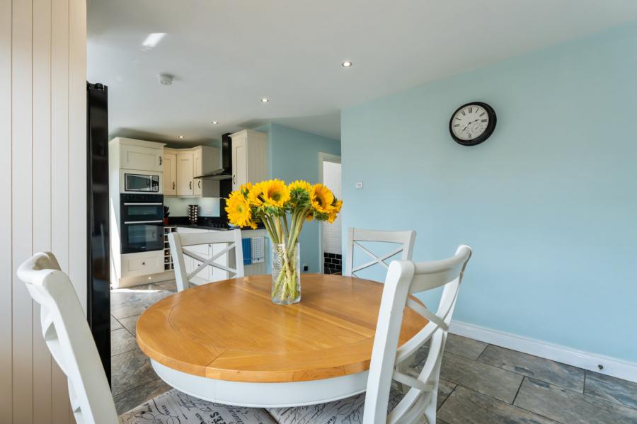 30 Whiteways