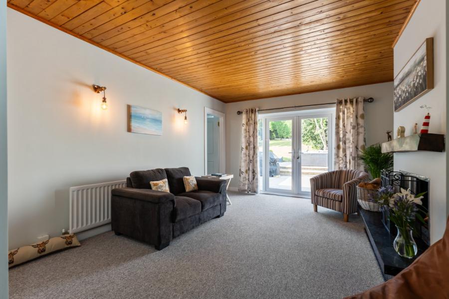 30 Whiteways