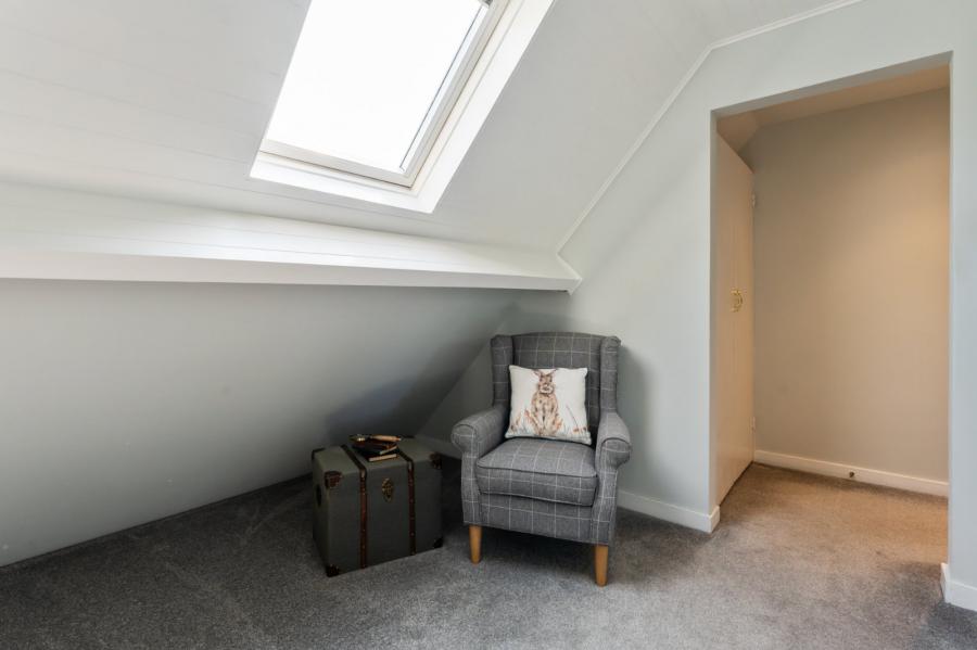 30 Whiteways