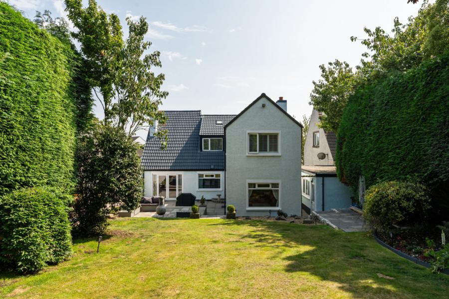 30 Whiteways