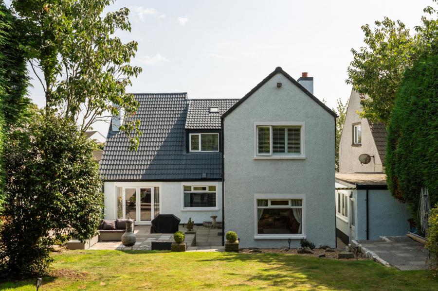 30 Whiteways
