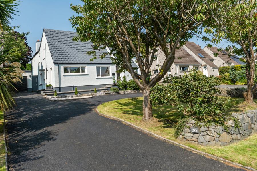 30 Whiteways