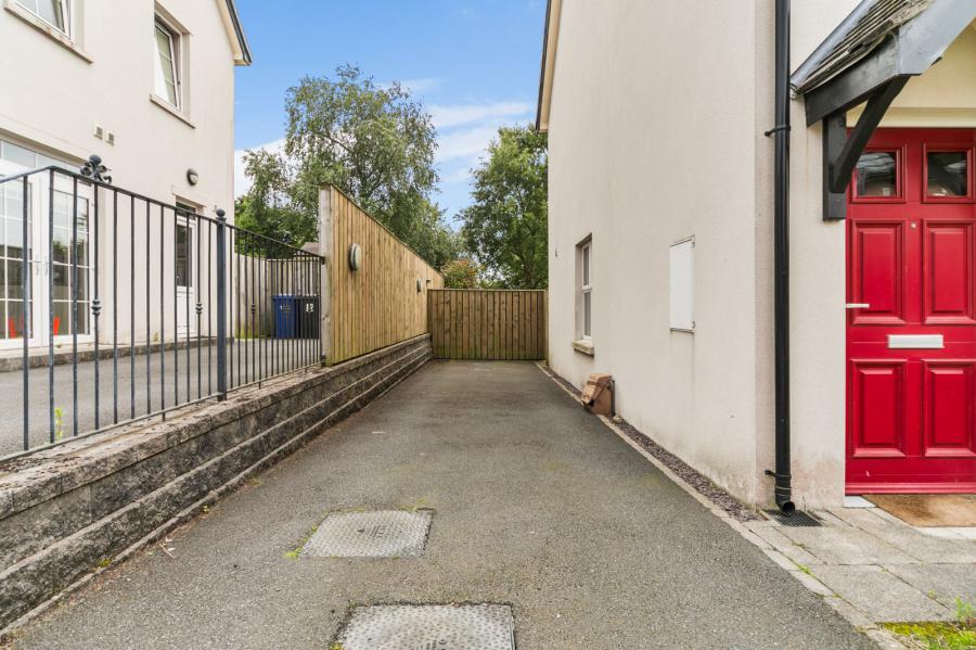 10 Blackwood Park