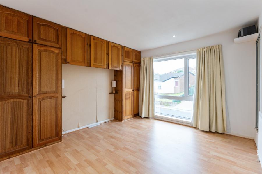 30 Abbeydale Drive