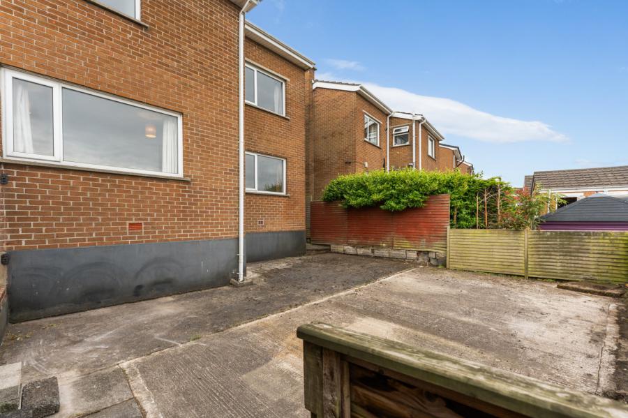 30 Abbeydale Drive