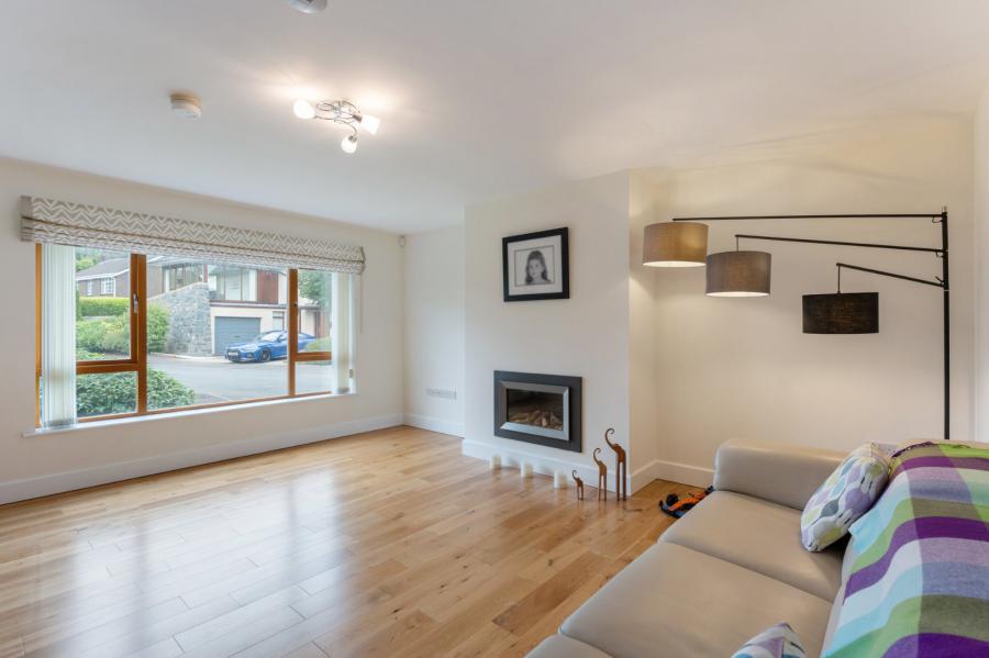 17 Helensview Park 17 Helensview Park
