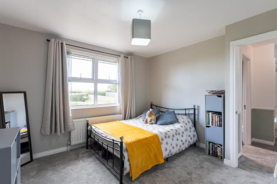7 Briar Park