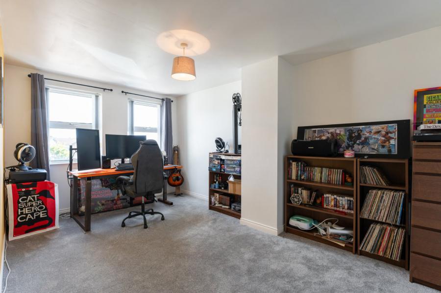 7 Briar Park