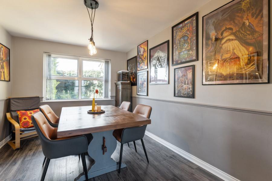 7 Briar Park