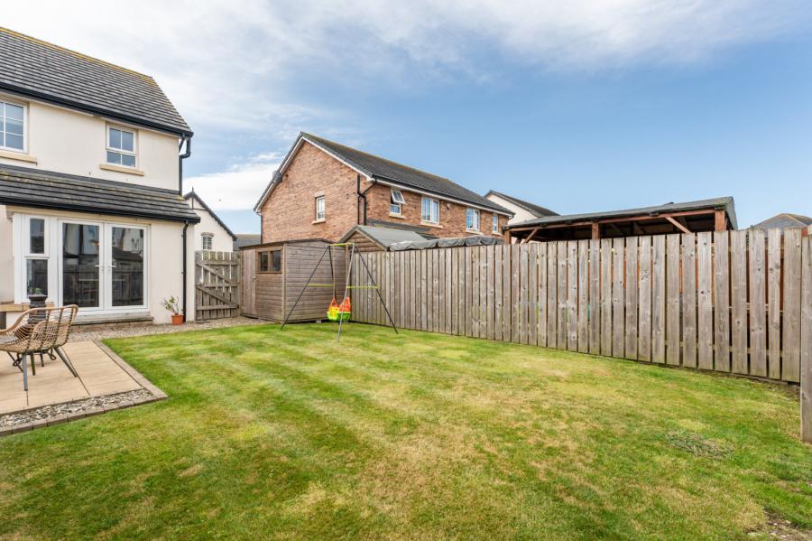 6 Bridgelea Way