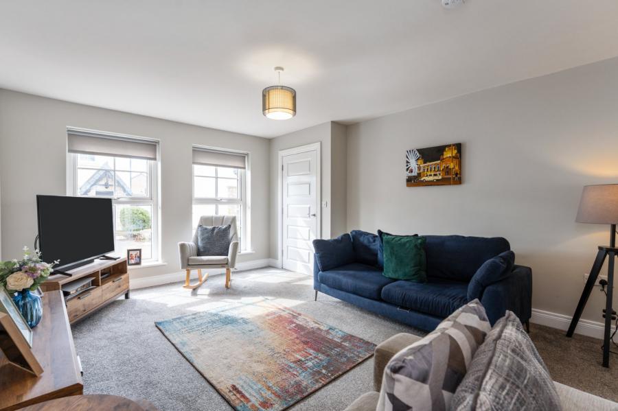 6 Bridgelea Way