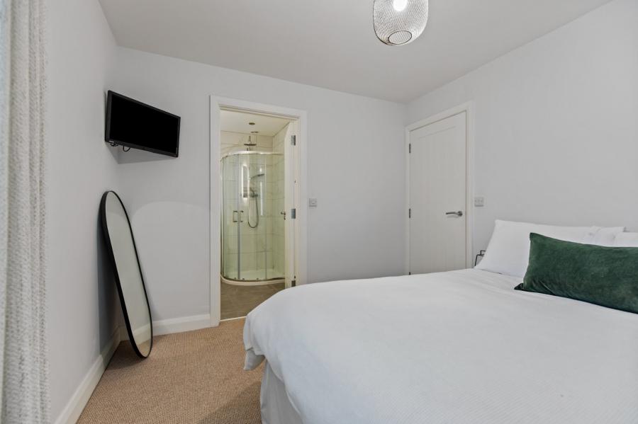 10 Blackrock Crescent