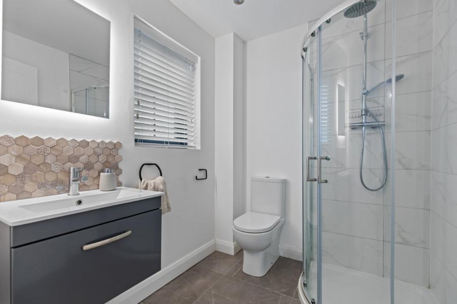 10 Blackrock Crescent