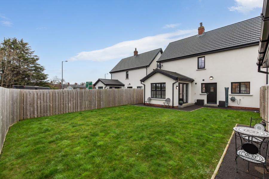 10 Blackrock Crescent