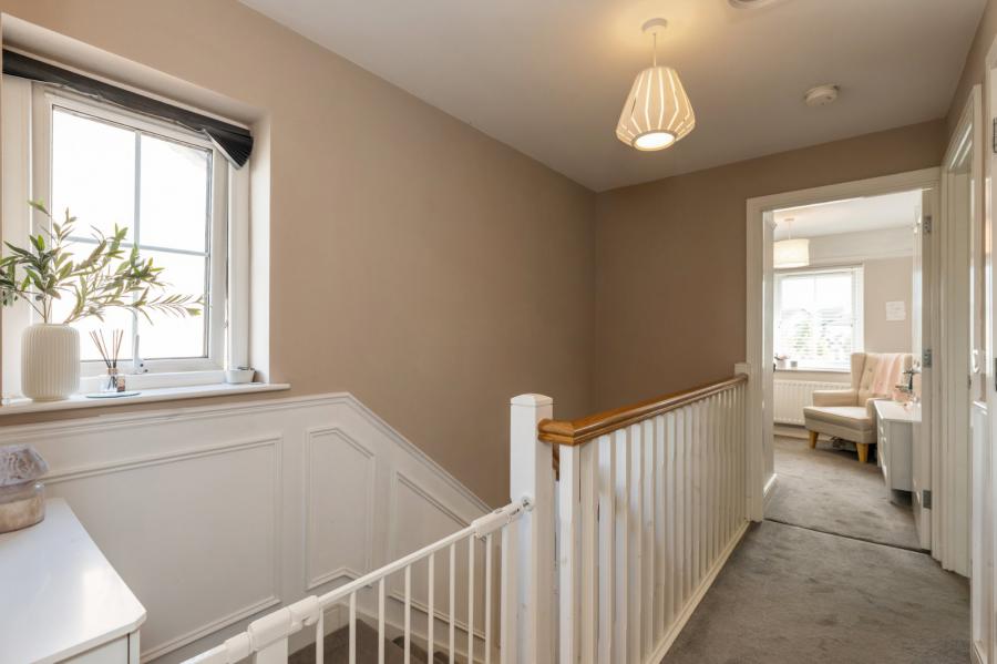 40 Ballyhenry Manor