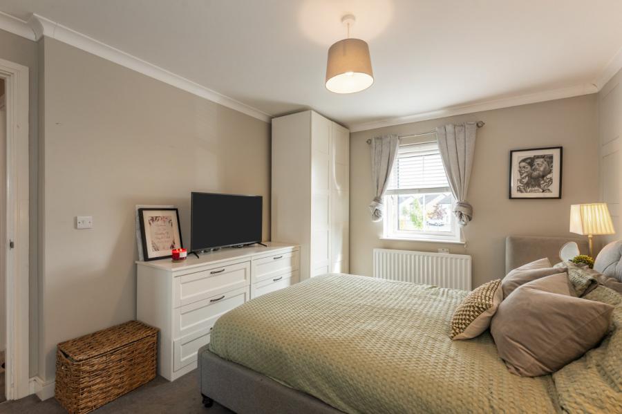 40 Ballyhenry Manor