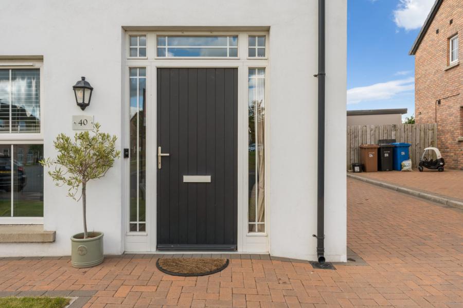 40 Ballyhenry Manor