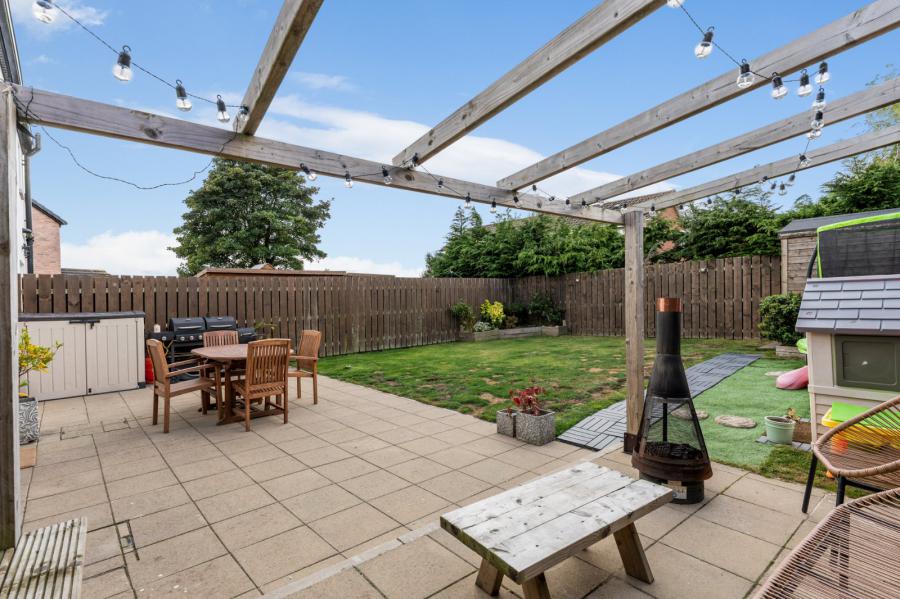 40 Ballyhenry Manor