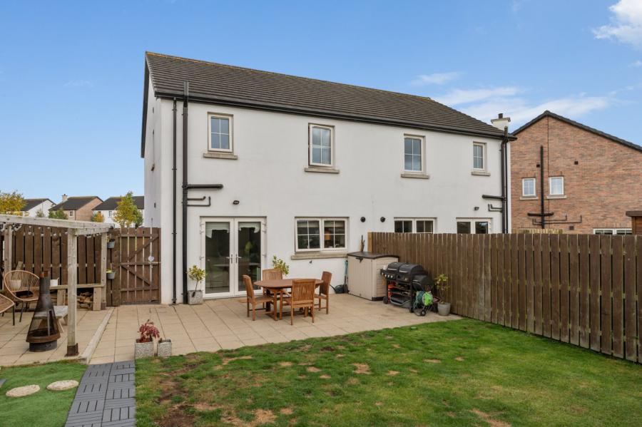 40 Ballyhenry Manor