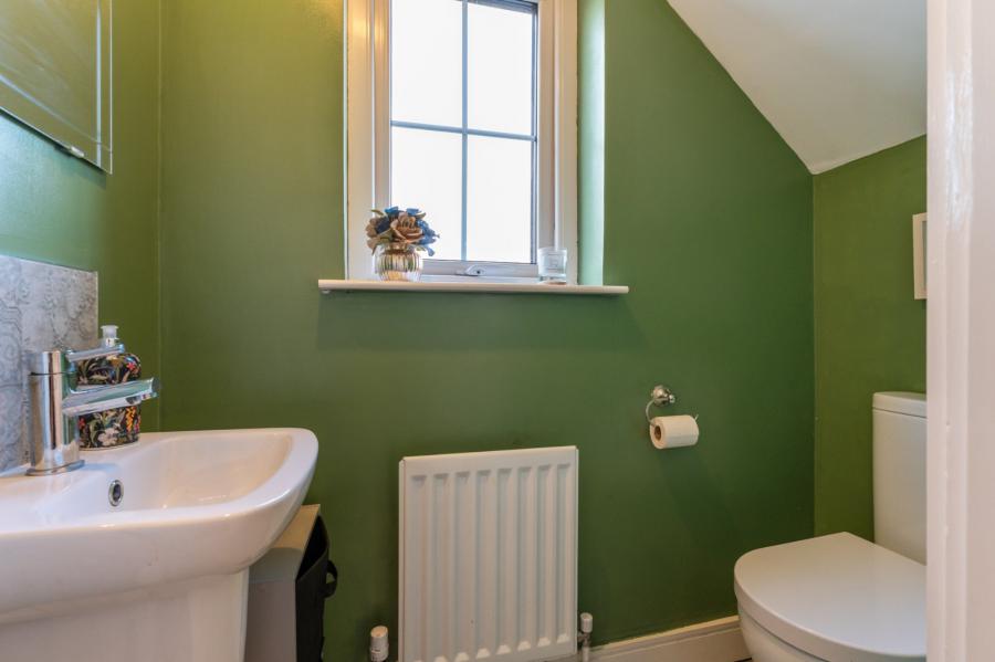 40 Ballyhenry Manor