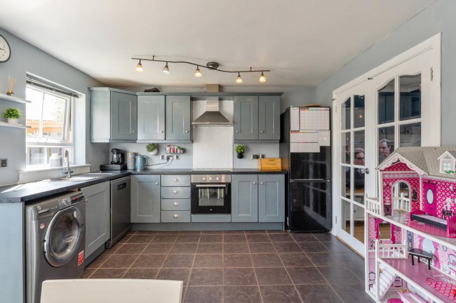 26 Ardvanagh Court