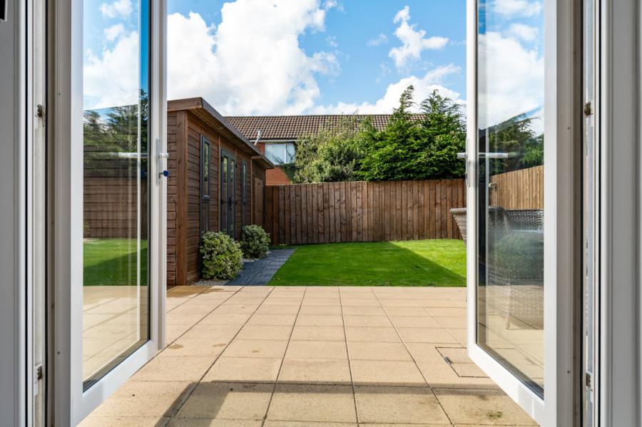38 Ballyhenry Manor