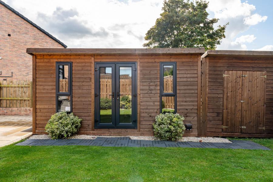 38 Ballyhenry Manor