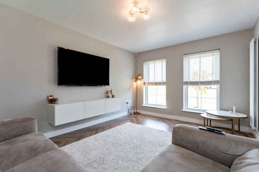 38 Ballyhenry Manor