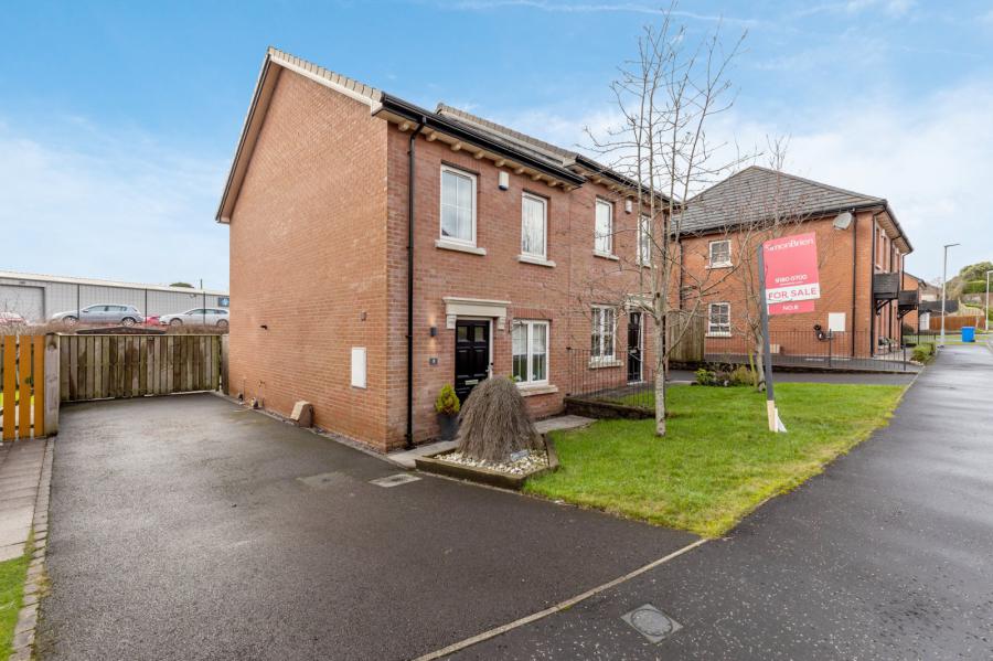 8 Blackwood Green, Newtownards, County Down, BT23 4XR