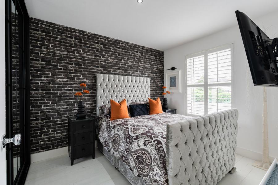 14 First Street Rivenwood