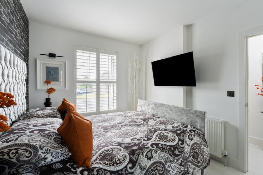 14 First Street Rivenwood