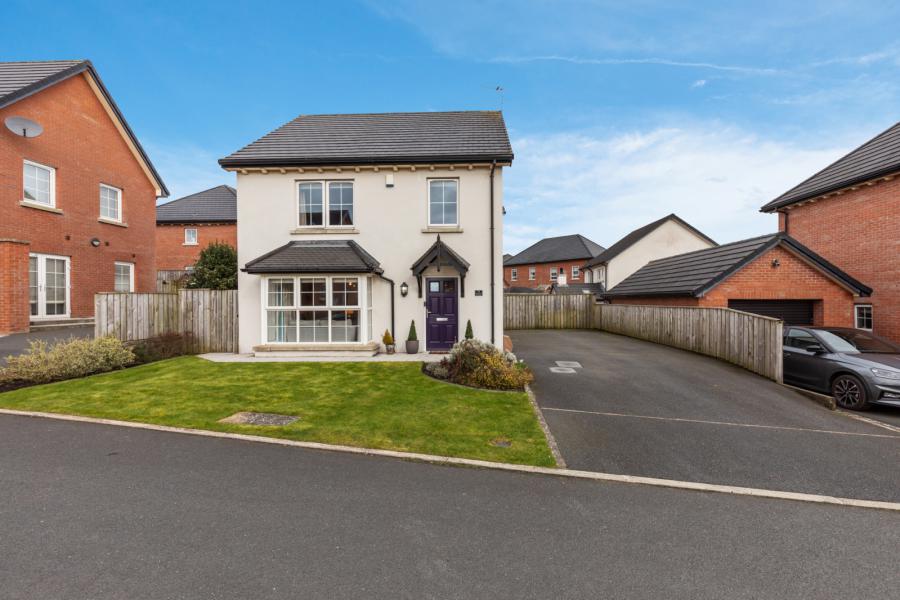 15 Blackwood Crescent