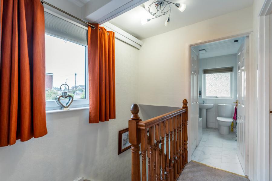 8 East Mount